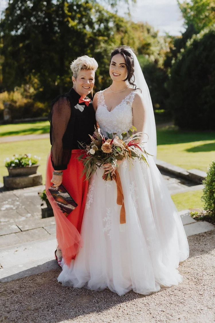 Beth and Alex's wedding at Buxted Park, East Sussex — photo 56 of 140