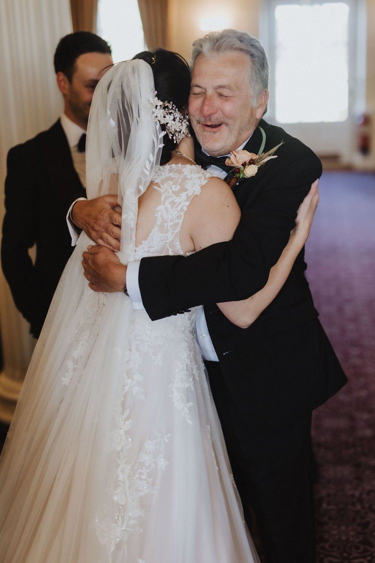 Beth and Alex's wedding at Buxted Park, East Sussex — photo 78 of 140