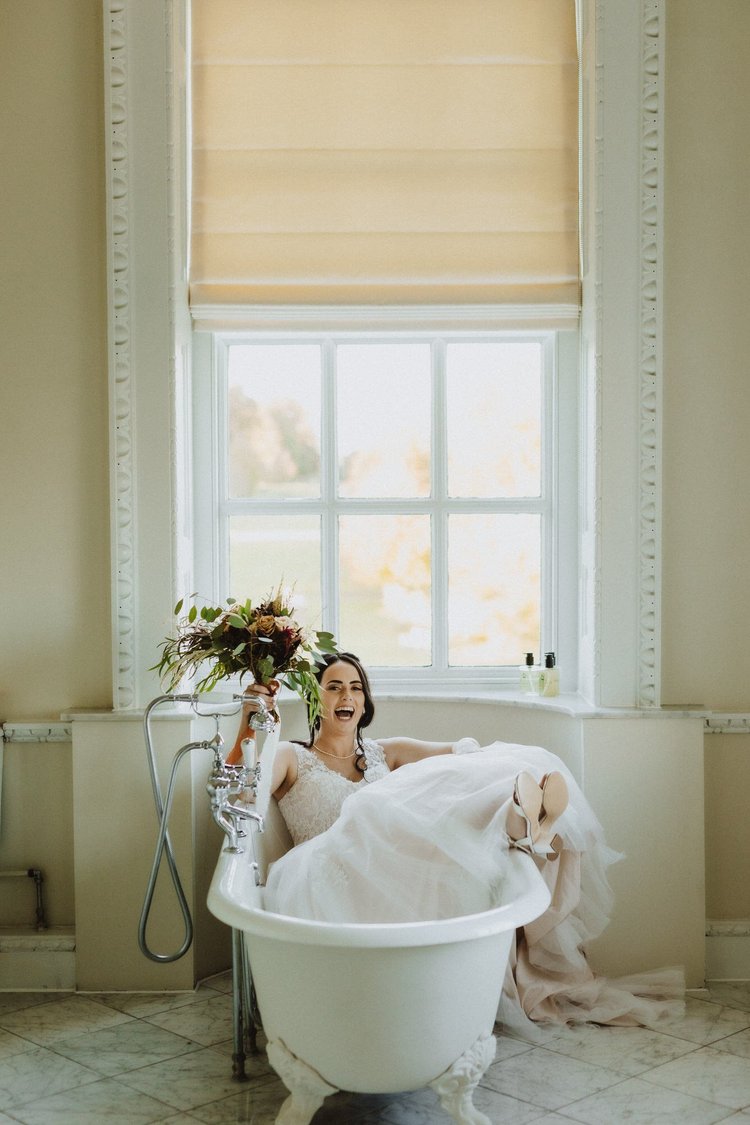 Beth and Alex's wedding at Buxted Park, East Sussex — photo 92 of 140