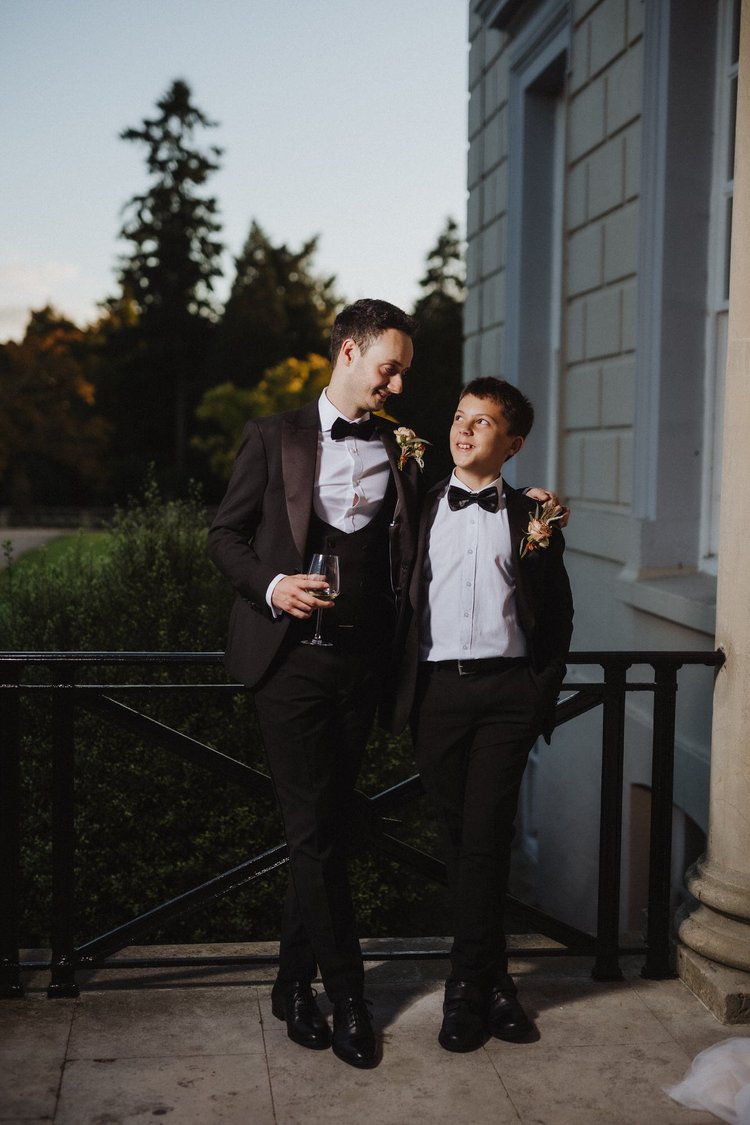 Beth and Alex's wedding at Buxted Park, East Sussex — photo 104 of 140