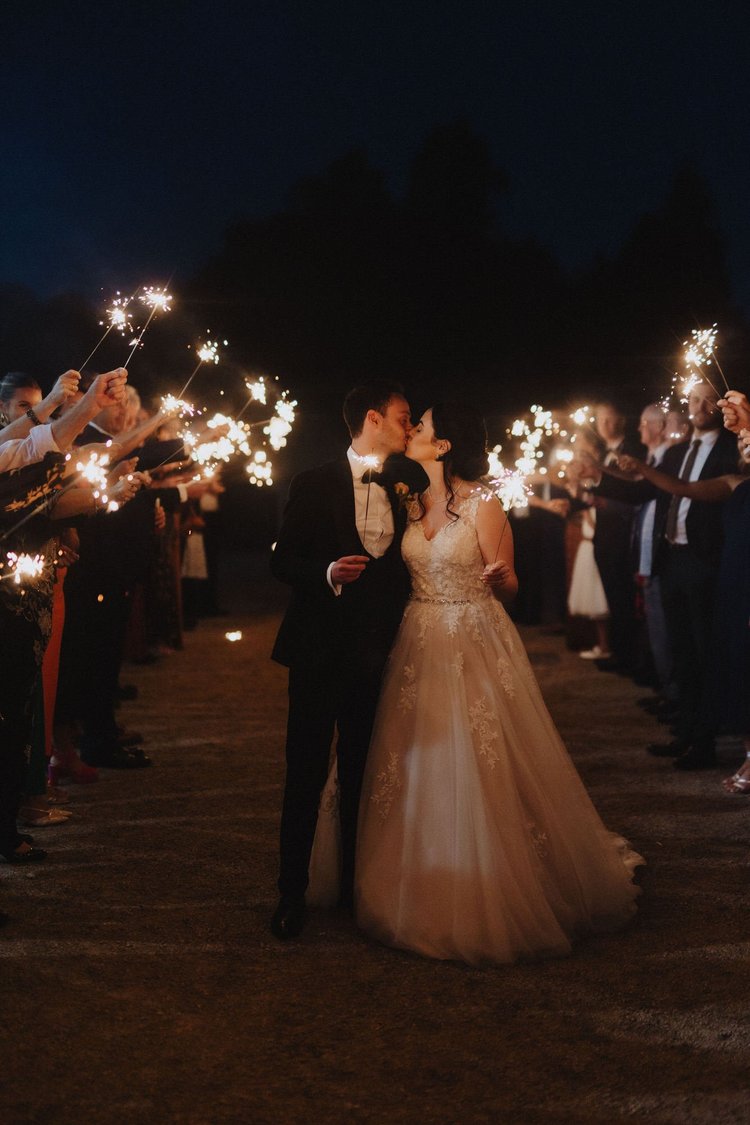 Beth and Alex's wedding at Buxted Park, East Sussex — photo 122 of 140