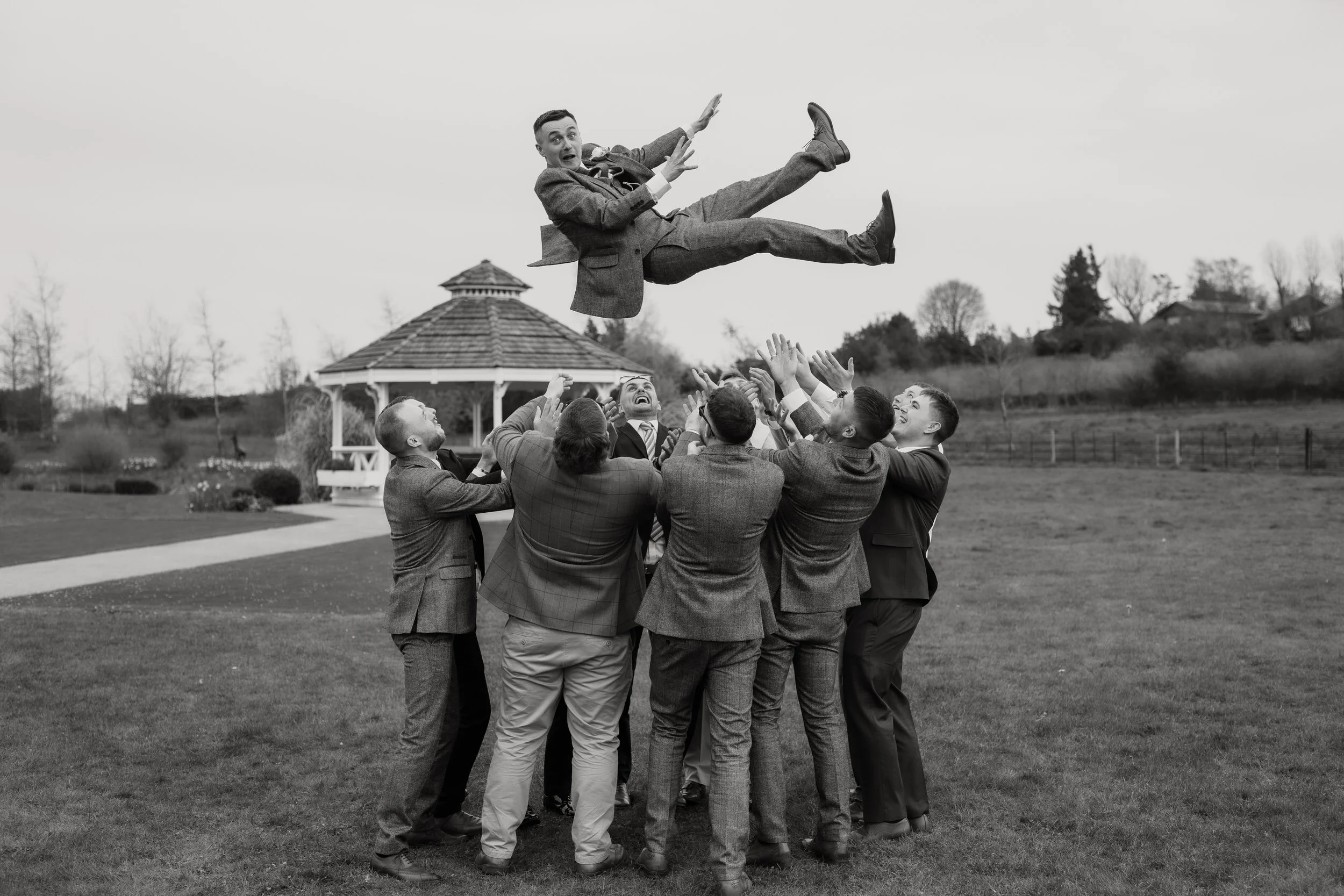 natural wedding photographers in yorkshire15.jpg