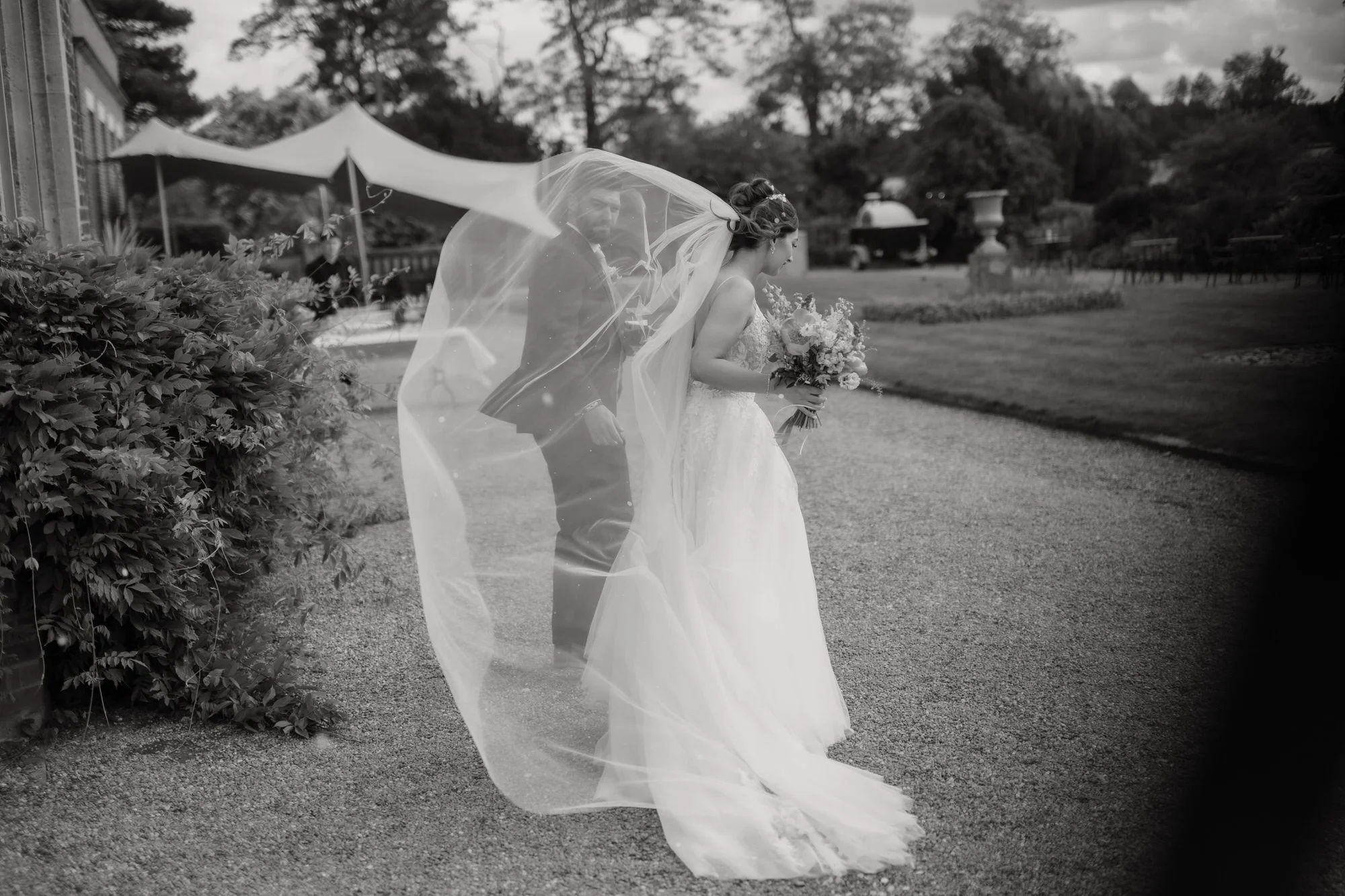 natural wedding photographers in yorkshire6.jpg