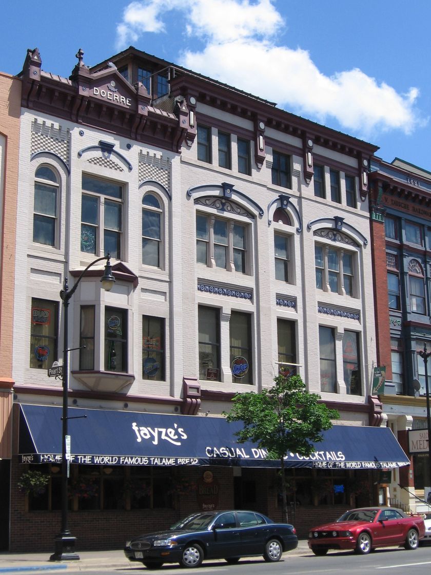 Fayze’s, La Crosse, Wisconsin; " Home of the World Famous Talame Bread”