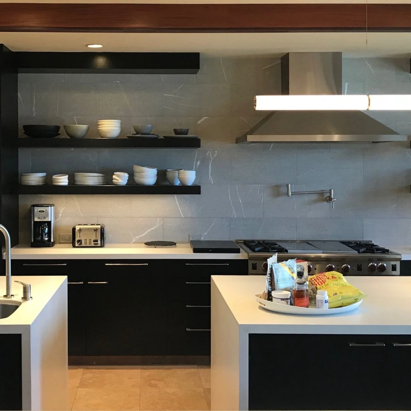 HUALALAI_KITCHEN.jpg
