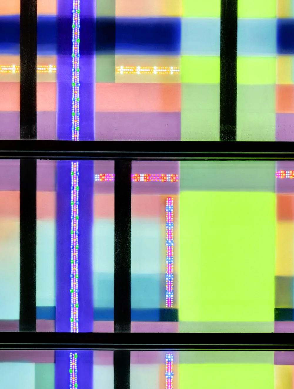 Salmanson_Diaphany_MixedGreens_2008_gelfilterwindows_Detail.jpg