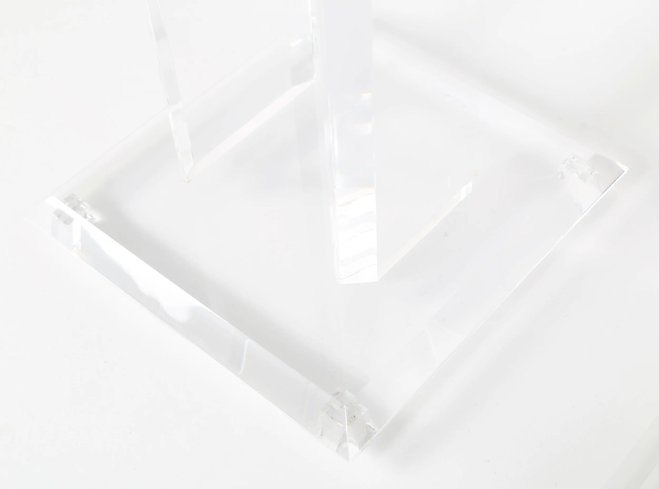 DoubleColumnedLucitePedestalPair9Vistosi single.jpg