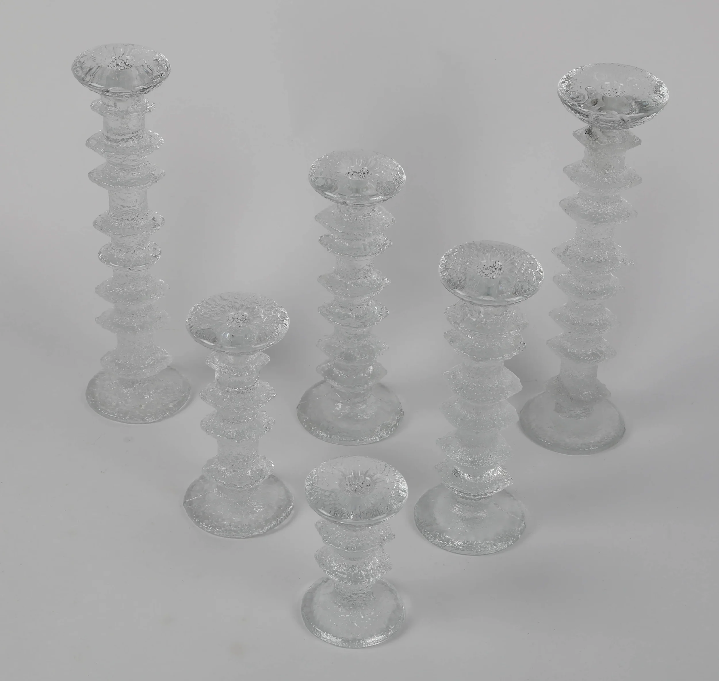 TimoSarpanevaGlassCndlstcks2Vistosi single.jpg