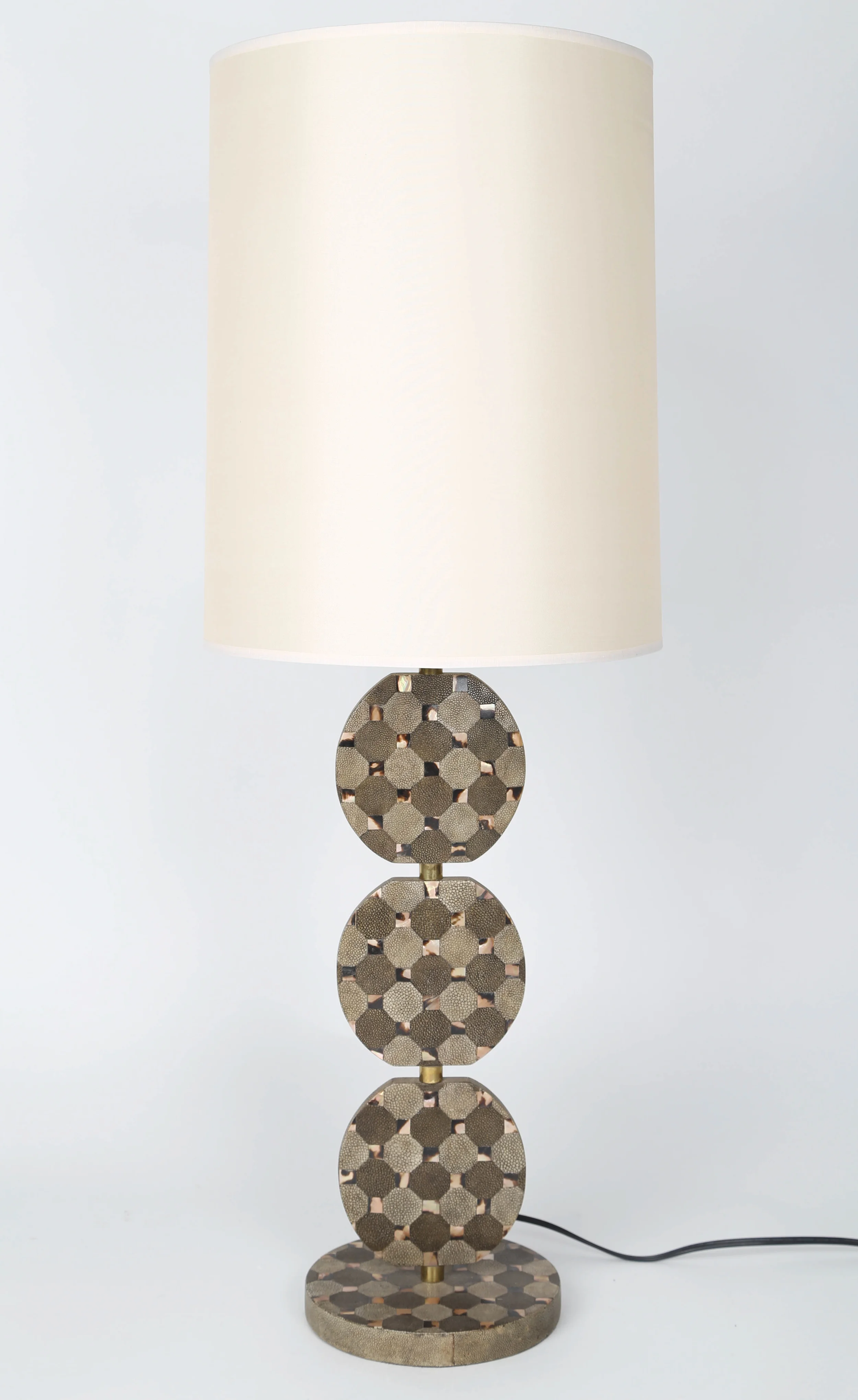 R&YAugoustiTableLamp3Vistosi single.jpg