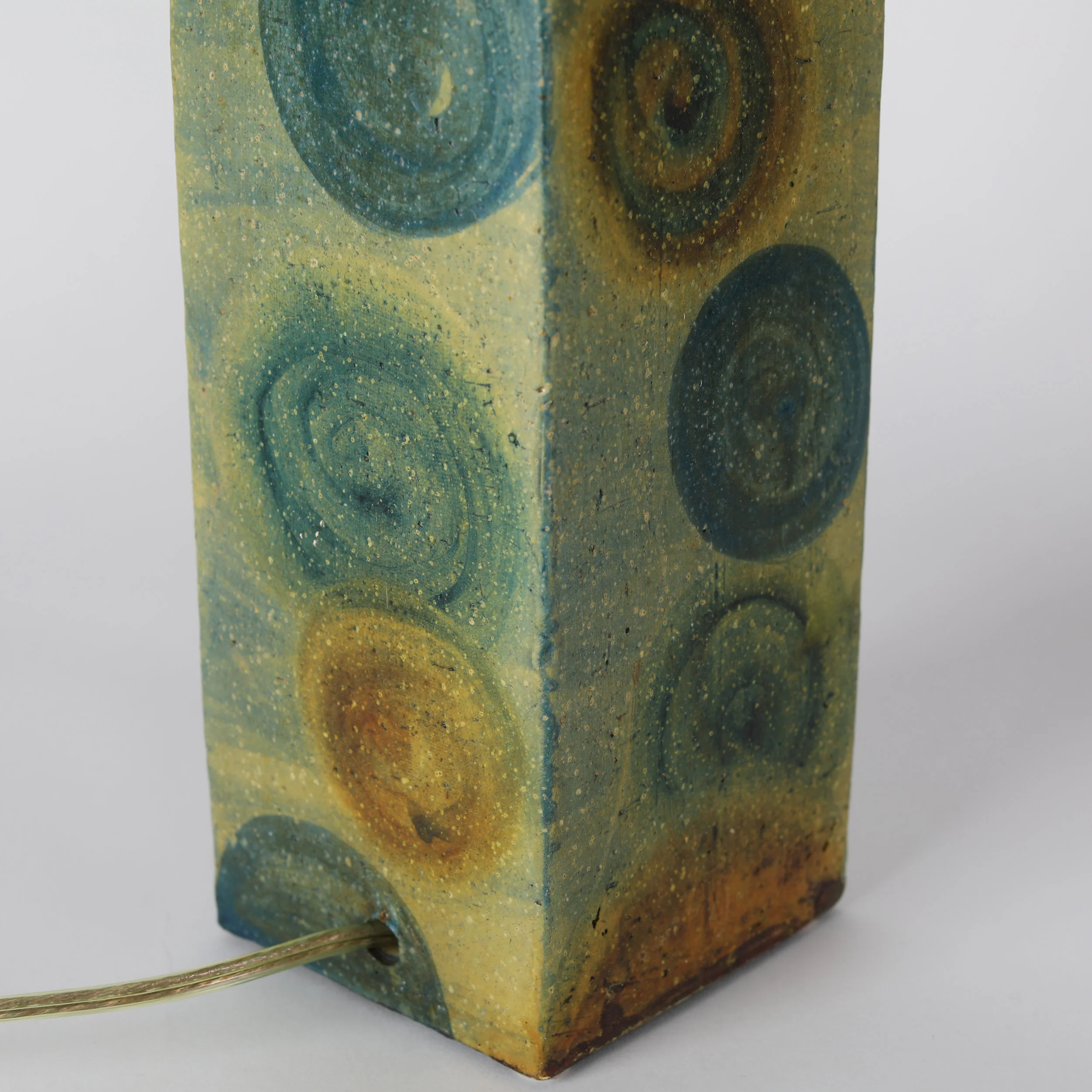Fantoni_ceramic_table_lamps-12.jpg