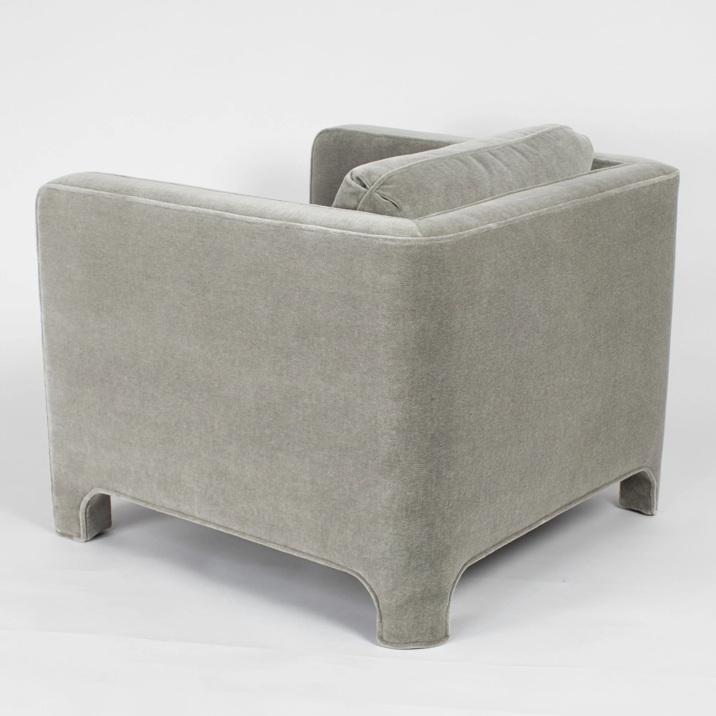 Interior_Crafts_mohair_club_chairs-8961.jpg