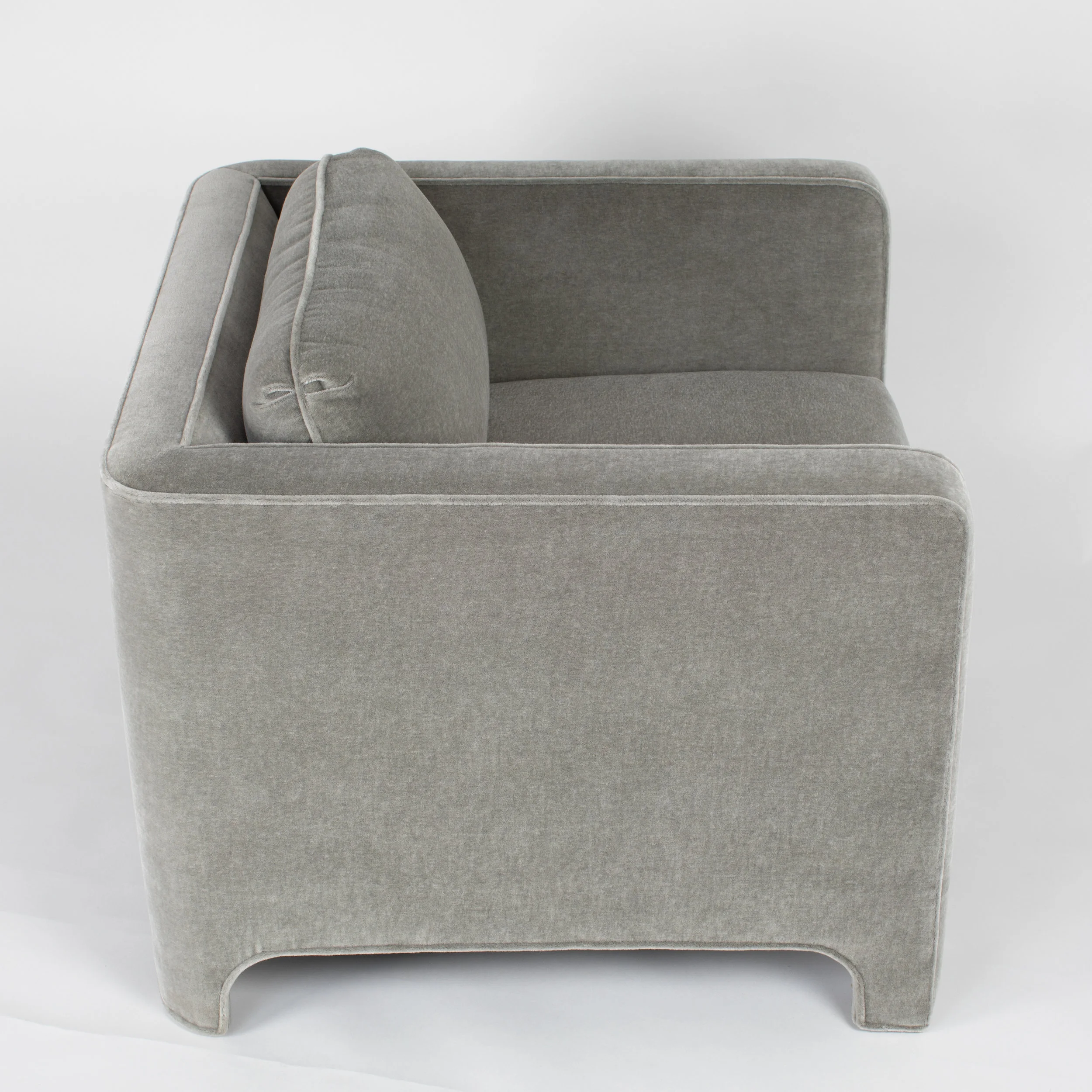 Interior_Crafts_mohair_club_chairs-8964.jpg