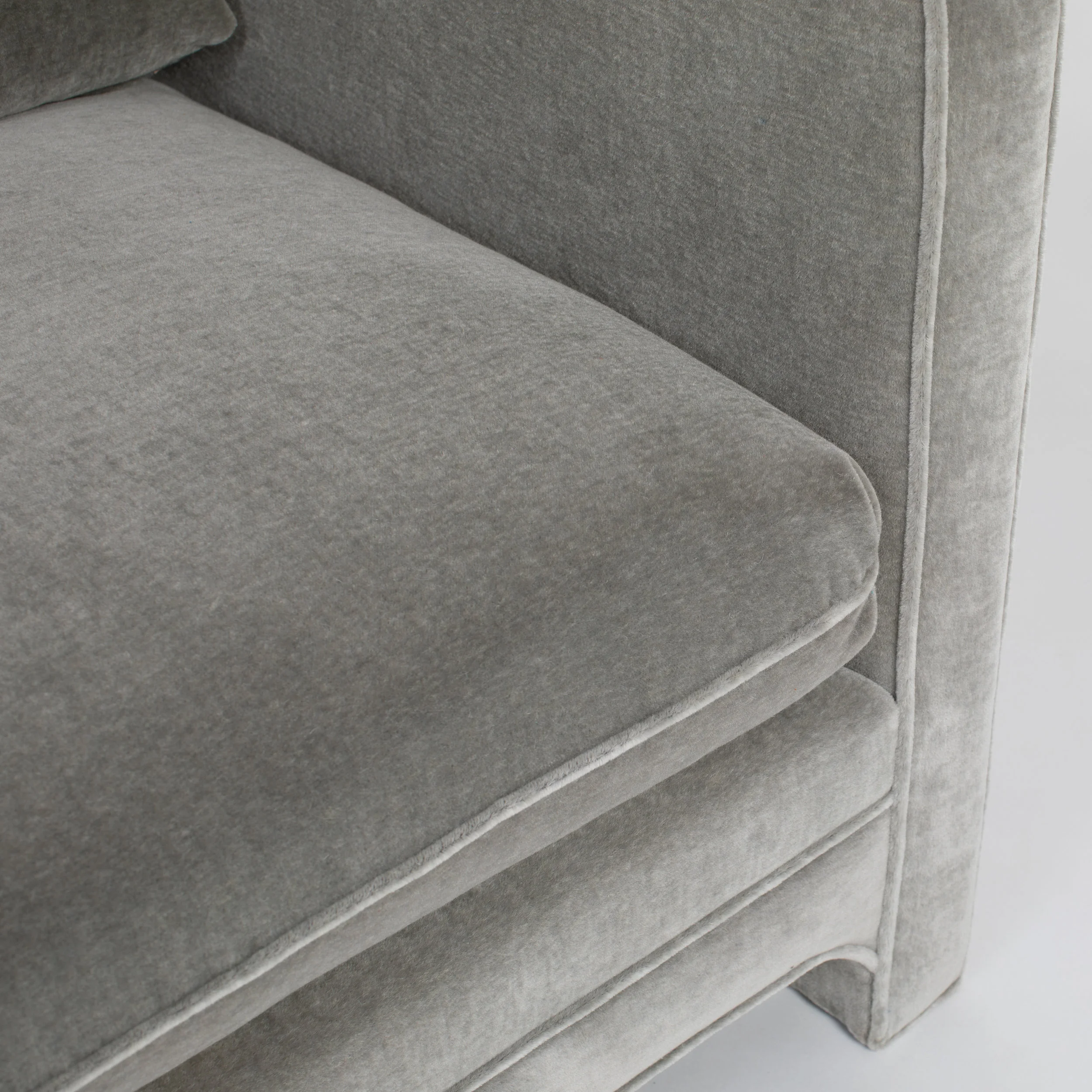 Interior_Crafts_mohair_club_chairs-8969.jpg