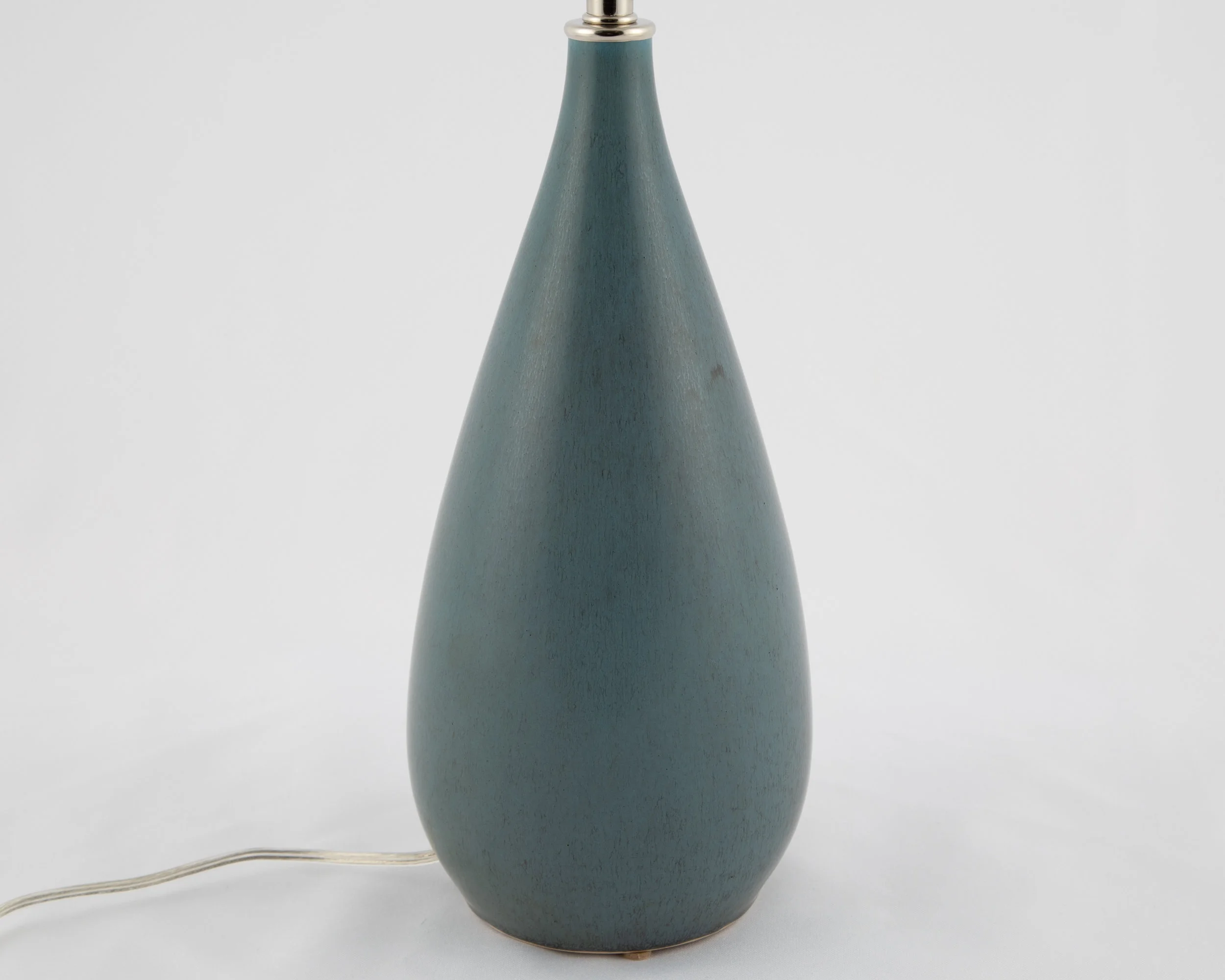 Stentoj_blue_ceramic_table_lamps-12.jpg