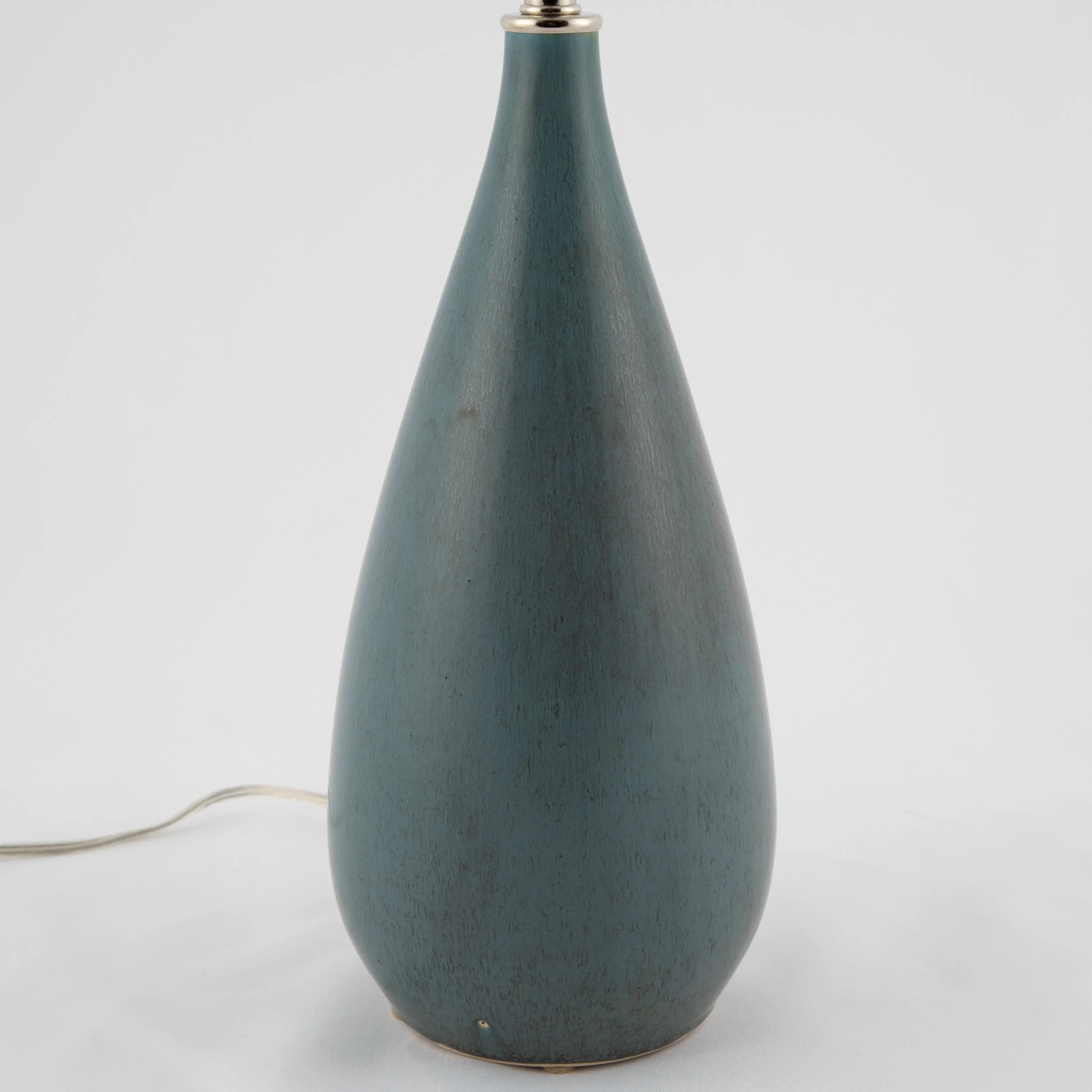 Stentoj_blue_ceramic_table_lamps-13.jpg