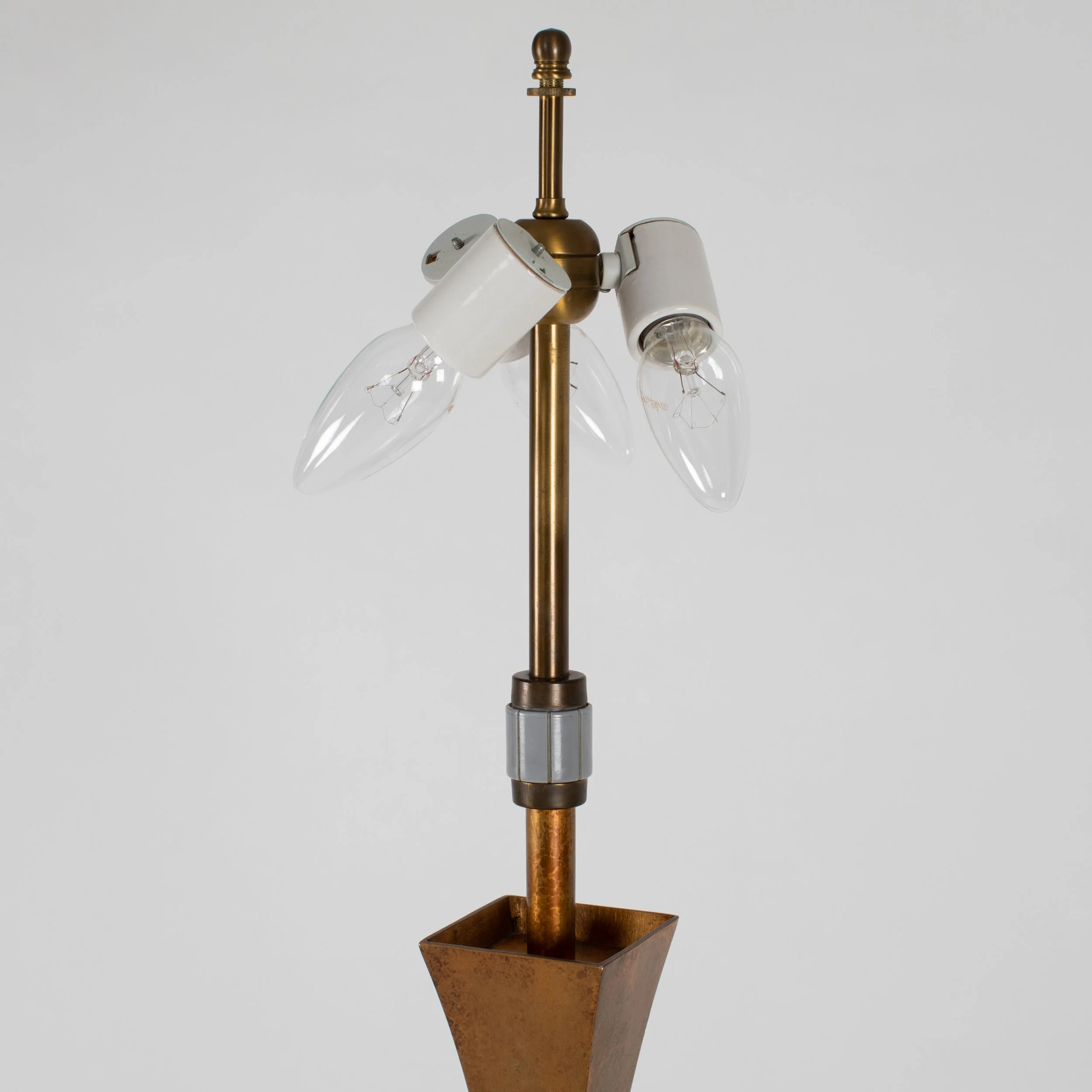 Hansen_tapered_floor_lamp-20.jpg
