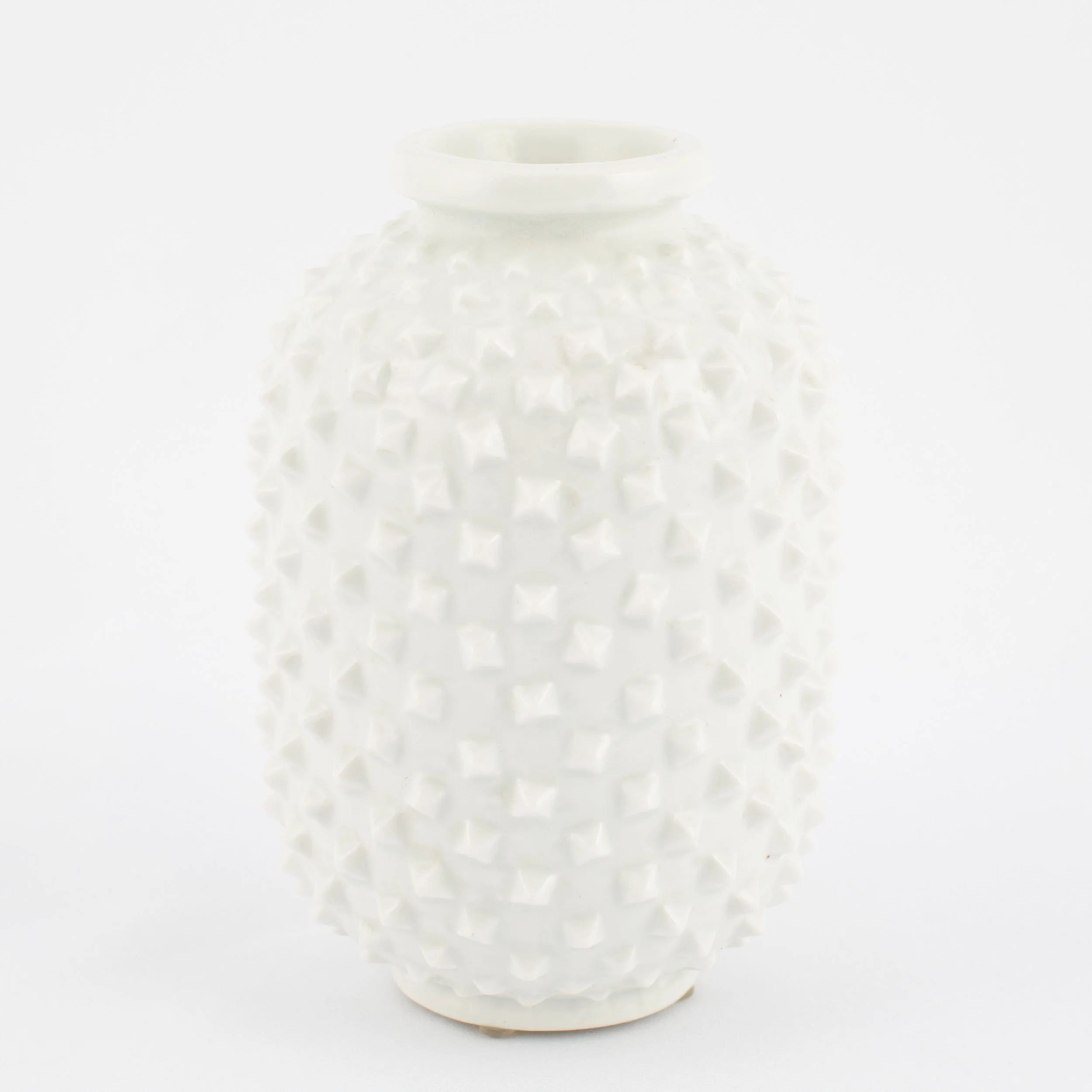 Nylund_studded_vases-11.jpg
