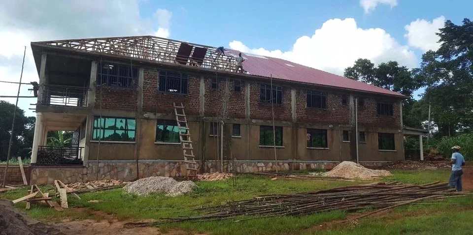 Roofing being installed on 2nd floor