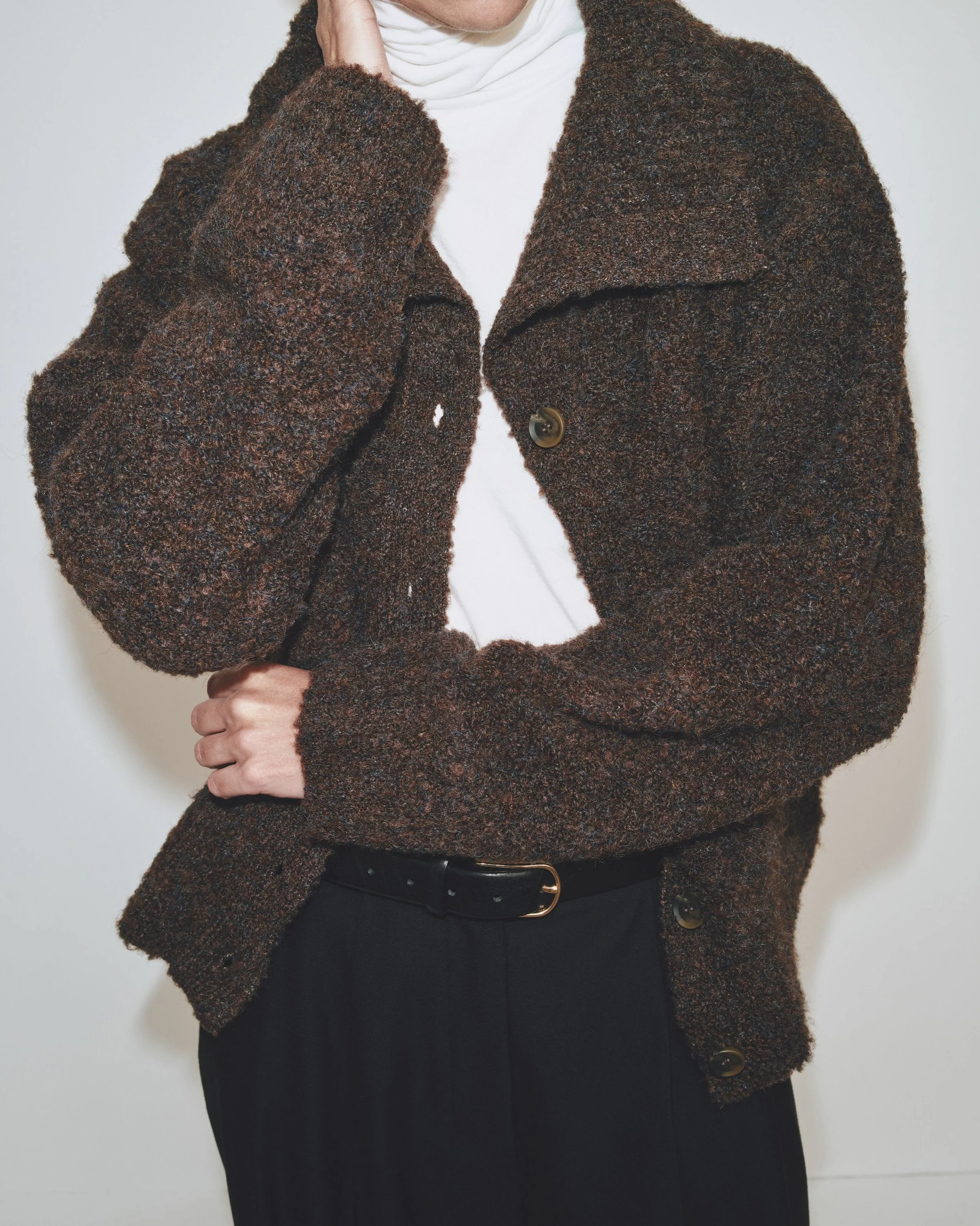 SPREAD COLLAR BOUCLE CARDIGAN - BROWN — MIJEONG PARK