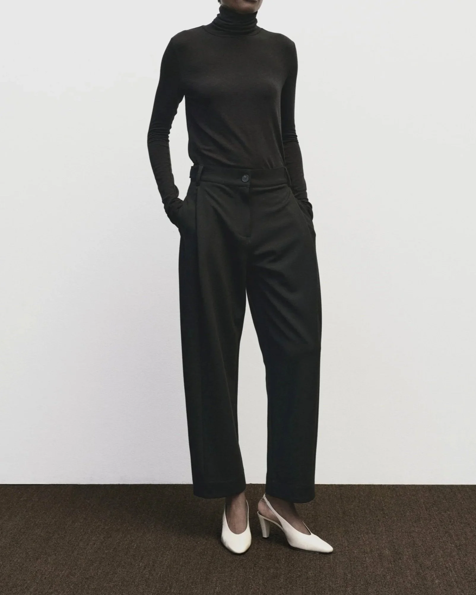 20250202_DBaum_MijeongPark_FW25_Look6_0296.jpg
