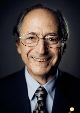 Dr. Michael Levitt