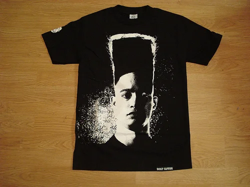 tee.jpg