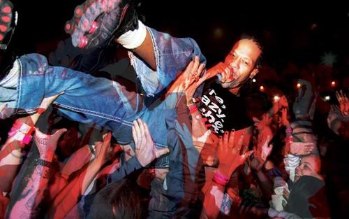 crowd.jpg