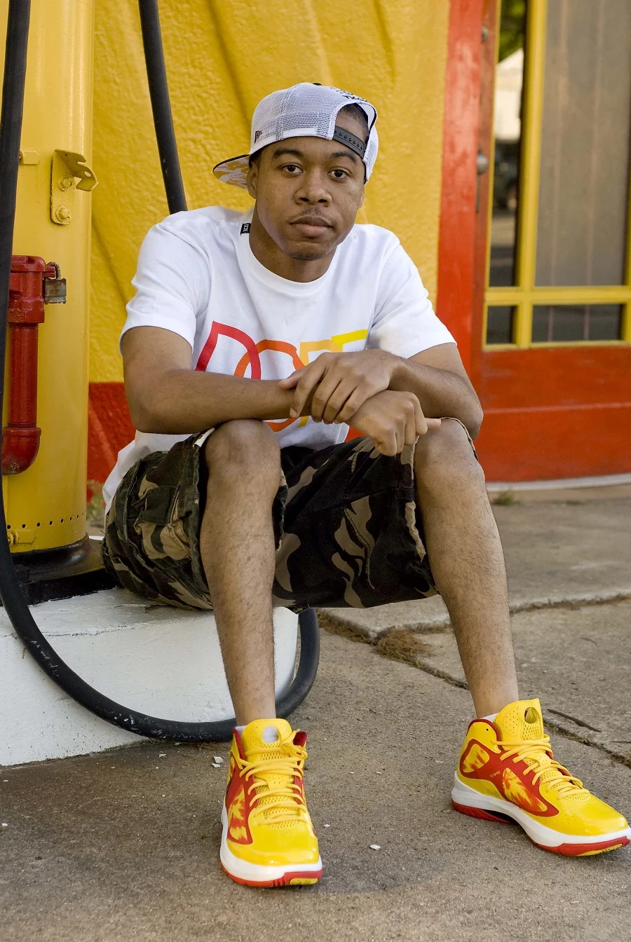 Up & Coming Hip-Hop Artist THE REAL LIGIT talks #TipHarris #JCole #NickiMinaj #Ferguson & Upcoming Project