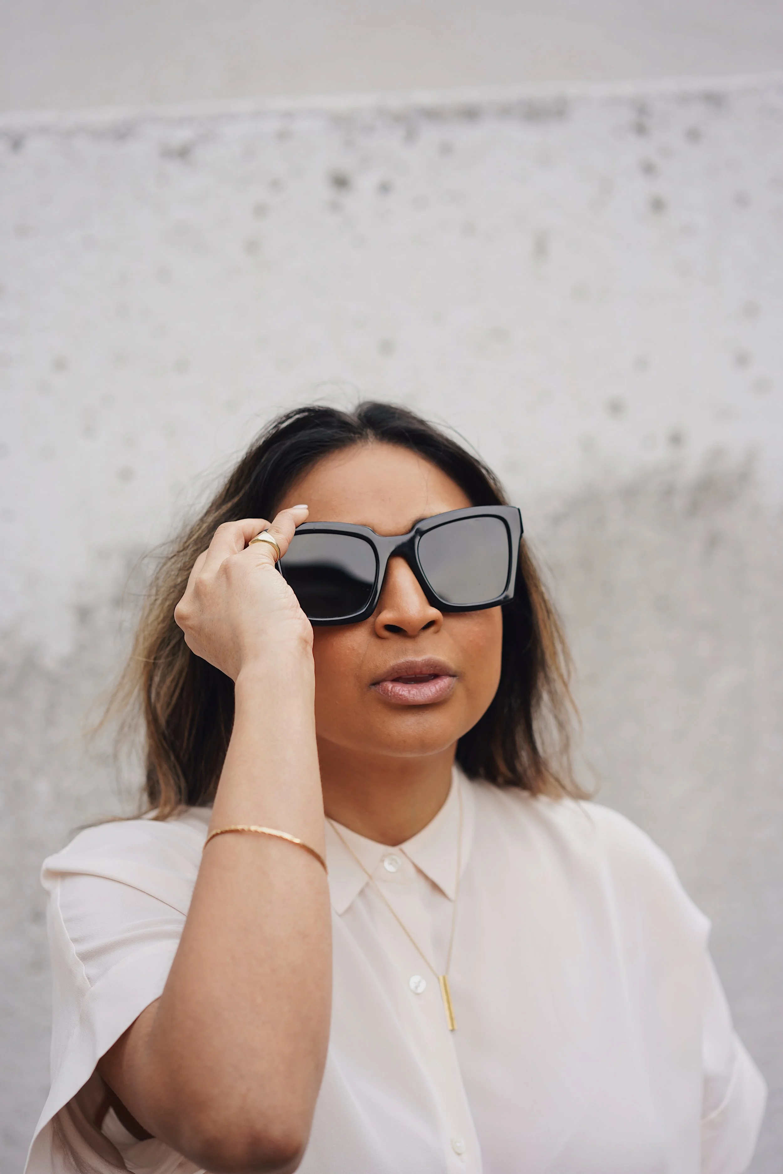 “LARGE SUNGLASSES”