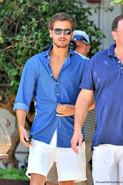 Scotty does have some great summer leisure wear. This casual chambray shirt looks fresh with light shorts. 
