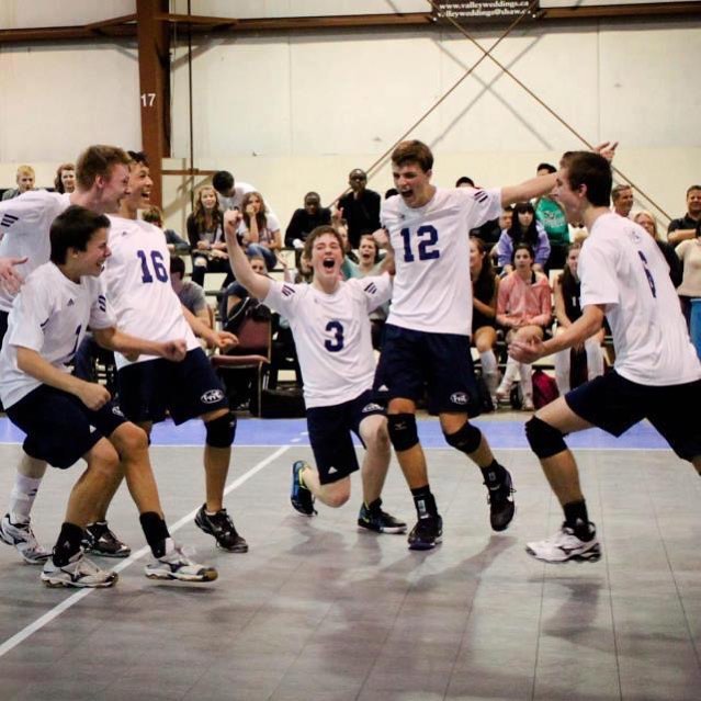 CALLING ALL ALUMNI 📣
Valley alumni tournament happening this Sunday! Come hang out with past teammates and compete against each other and the current FVVC 18U team! Message us here or text/email Jordan (jordan@fvvc.com) for more info and to be added