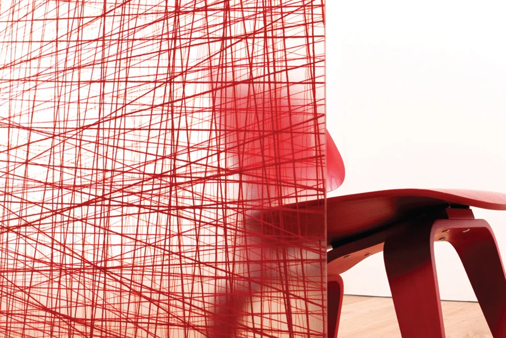 Test_00_Materials_RedChair.jpg