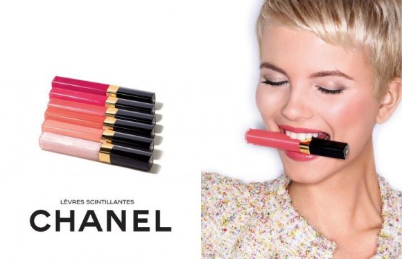 A glimpse at the lips: Chanel Glossimer in 166 Amour — Bagful of