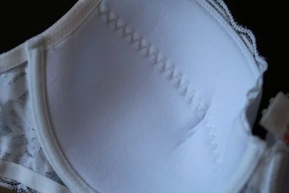 lightly padded cups