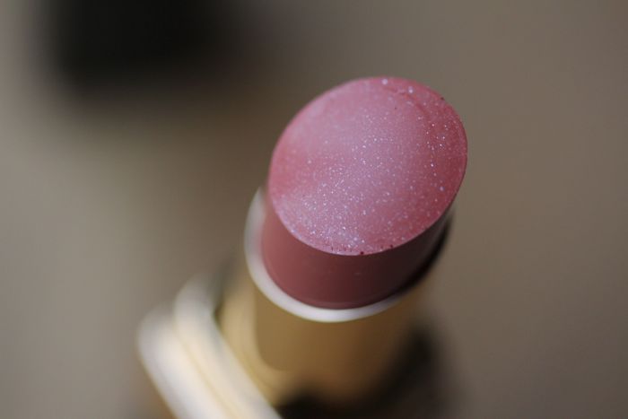 Liberte loves to sparkle. Quietly, of course.