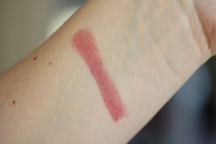 Swatch of Hot Tahiti