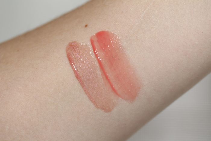 Swatches of Naked (left) and Streak (right)