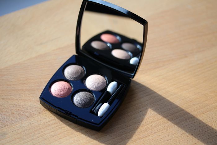 Eyes to mesmerize: Chanel's Les 4 Ombres Multi-Effect Quadra Eyeshadow in  Tisse Vendome — Bagful of Notions