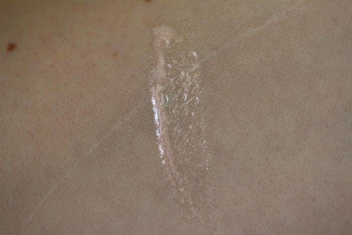 Swatch of Pacific Ocean Shimmer Natural Shimmering Lip Gloss