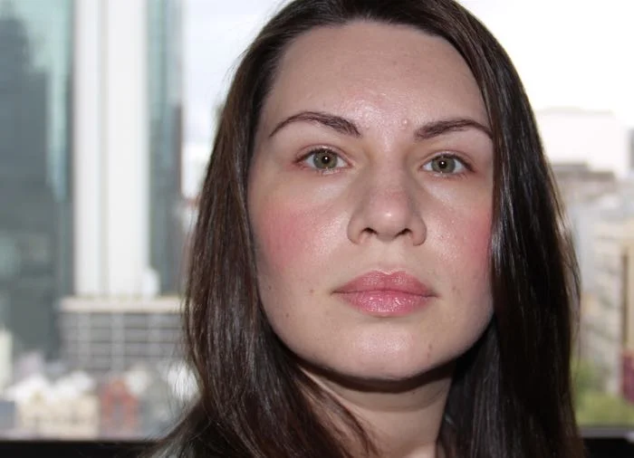 Blush headlights, a.k.a. The Kewpie Doll effect : colour is placed directly on the cheeks and not blended out very well. 