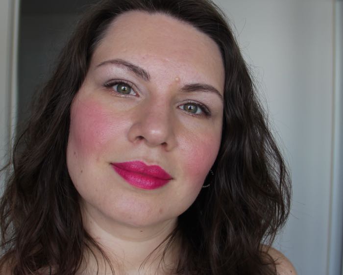 The Robert Palmer : Might as well face it, bad makeup can happen to good people. Talk about blush and lippie overload!