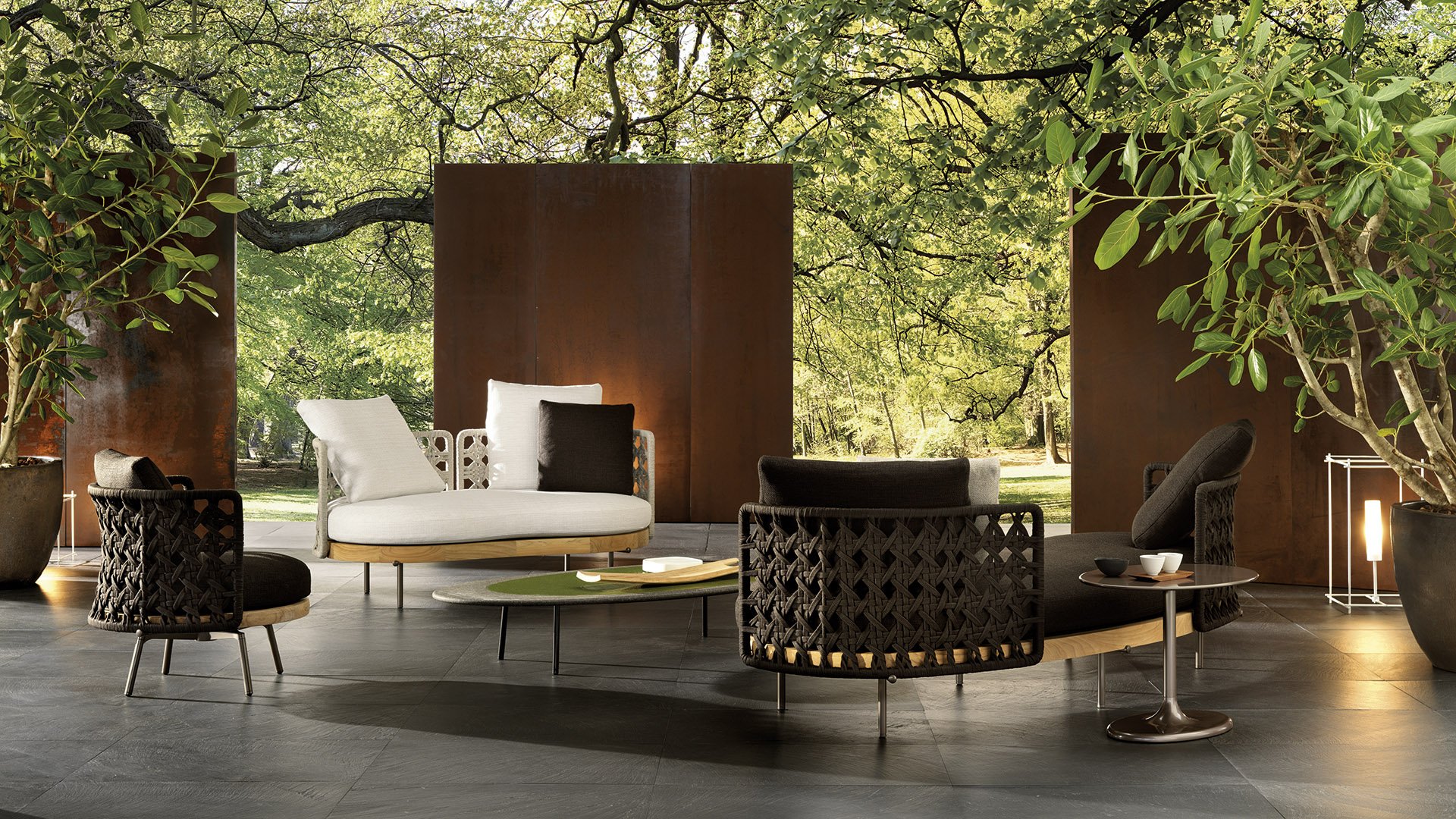 Minotti's "Destructured" Style
