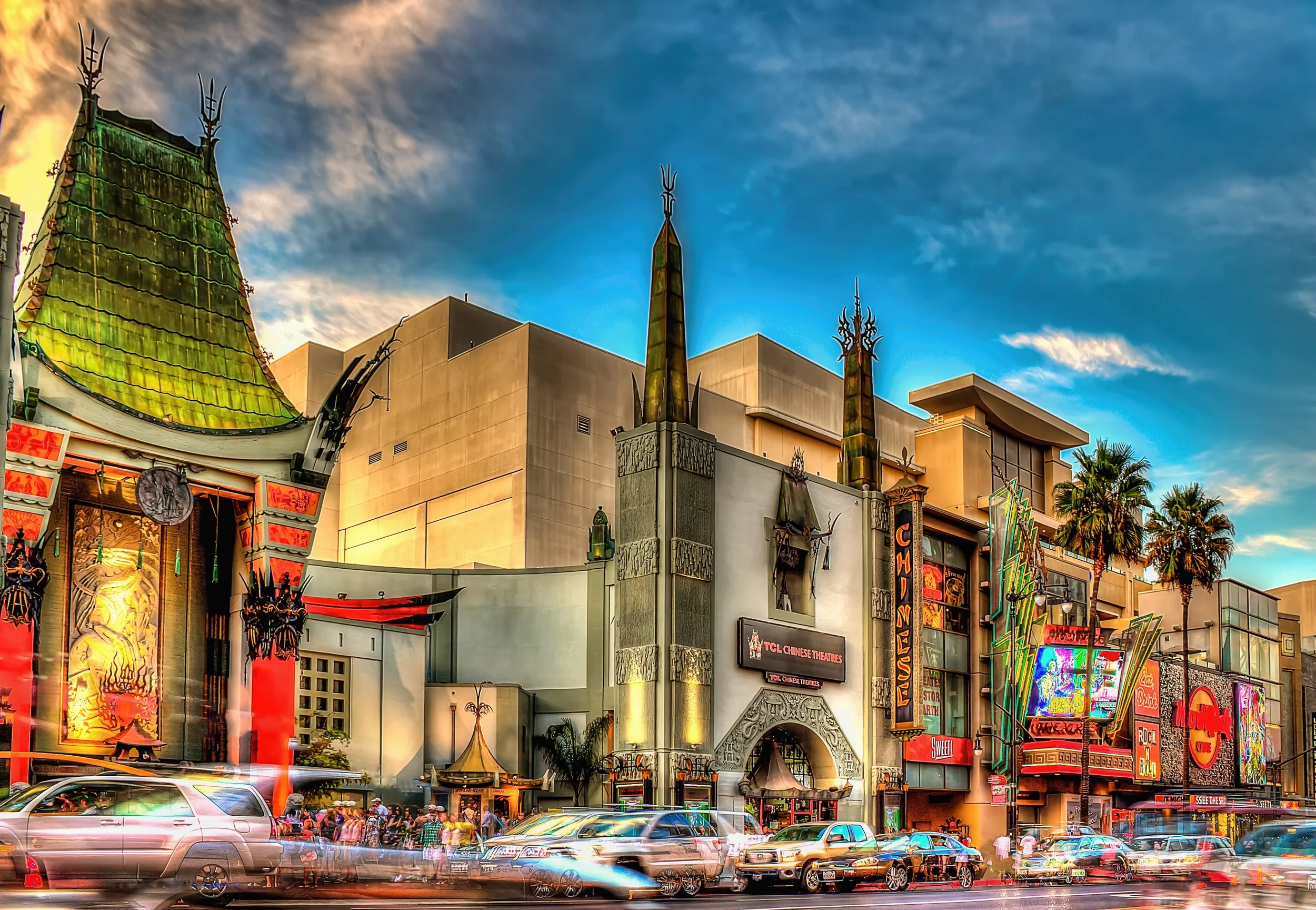 HOLYWOOD BLVD EN LOS ÁNGELES. EL TEATRO KODAK Y EL TEATRO CHINO . LOS ÁNGELES HDR&nbsp;