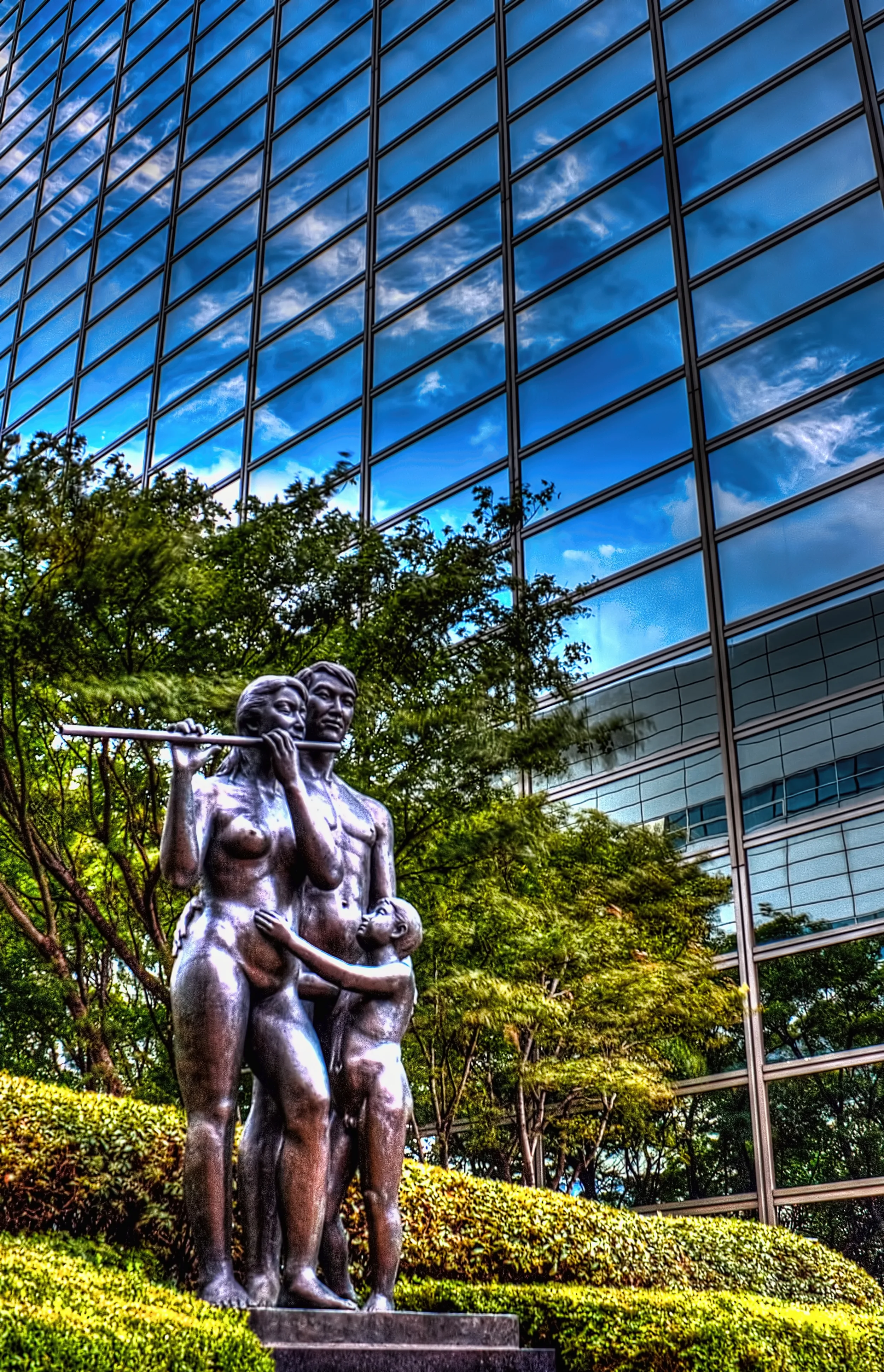 Estatua de una familia en el coex seoul