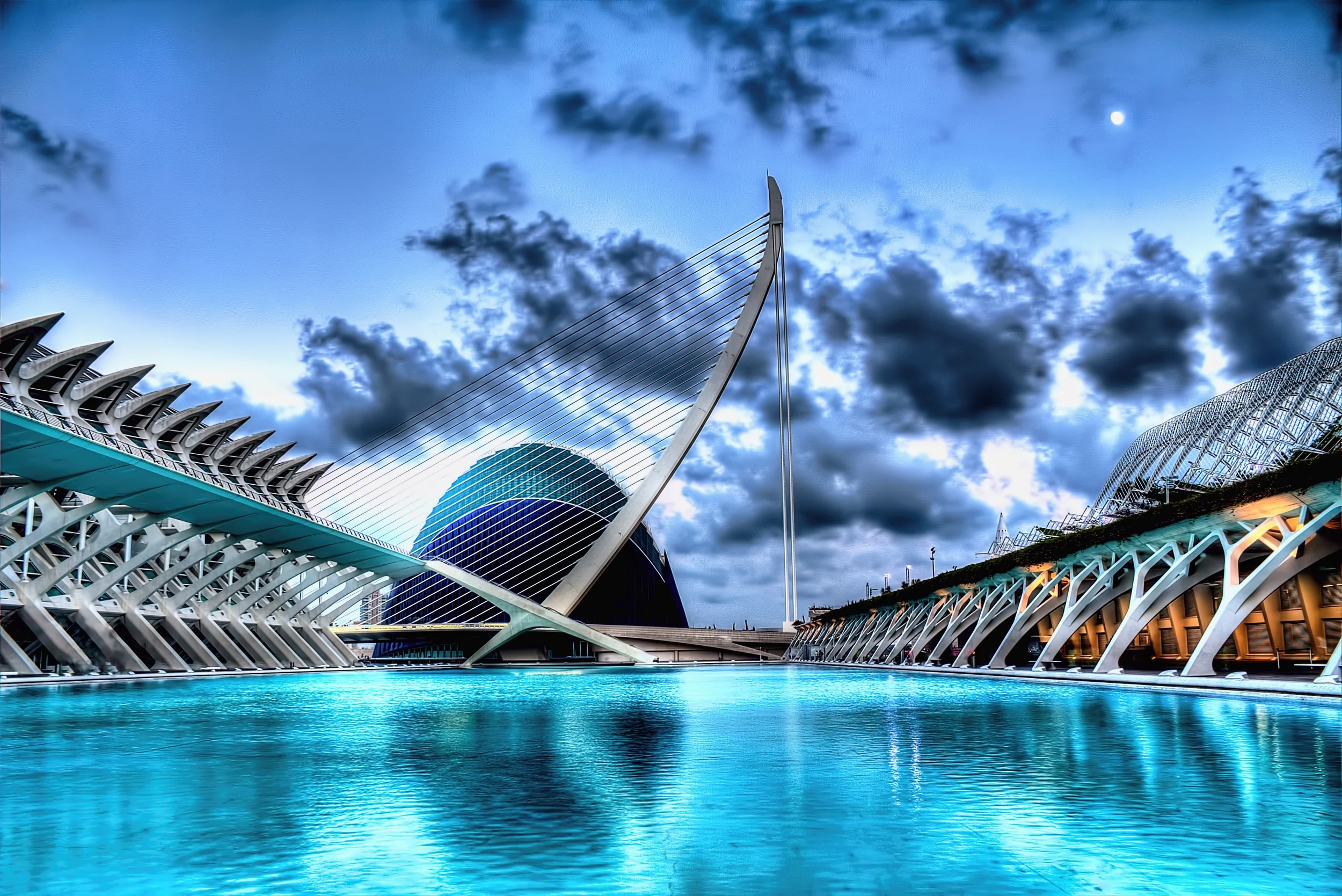 LA CIUDAD DE LAS ARTES Y CIENCIAS EN &nbsp;VALENCIA ESPAÑA