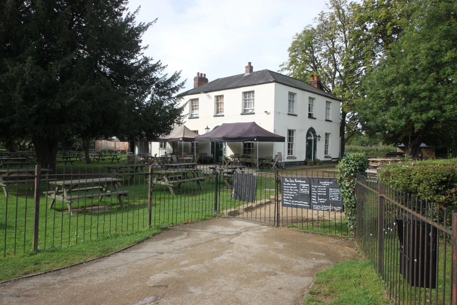 isis farmhouse