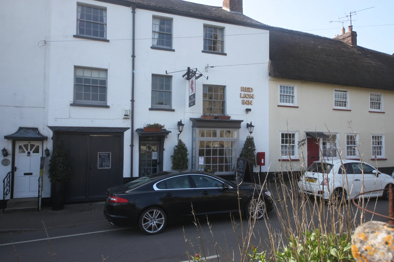 red lion pub