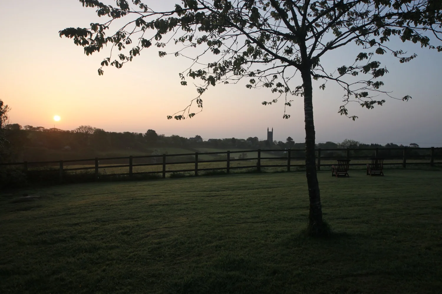 sunrise over lanlivery