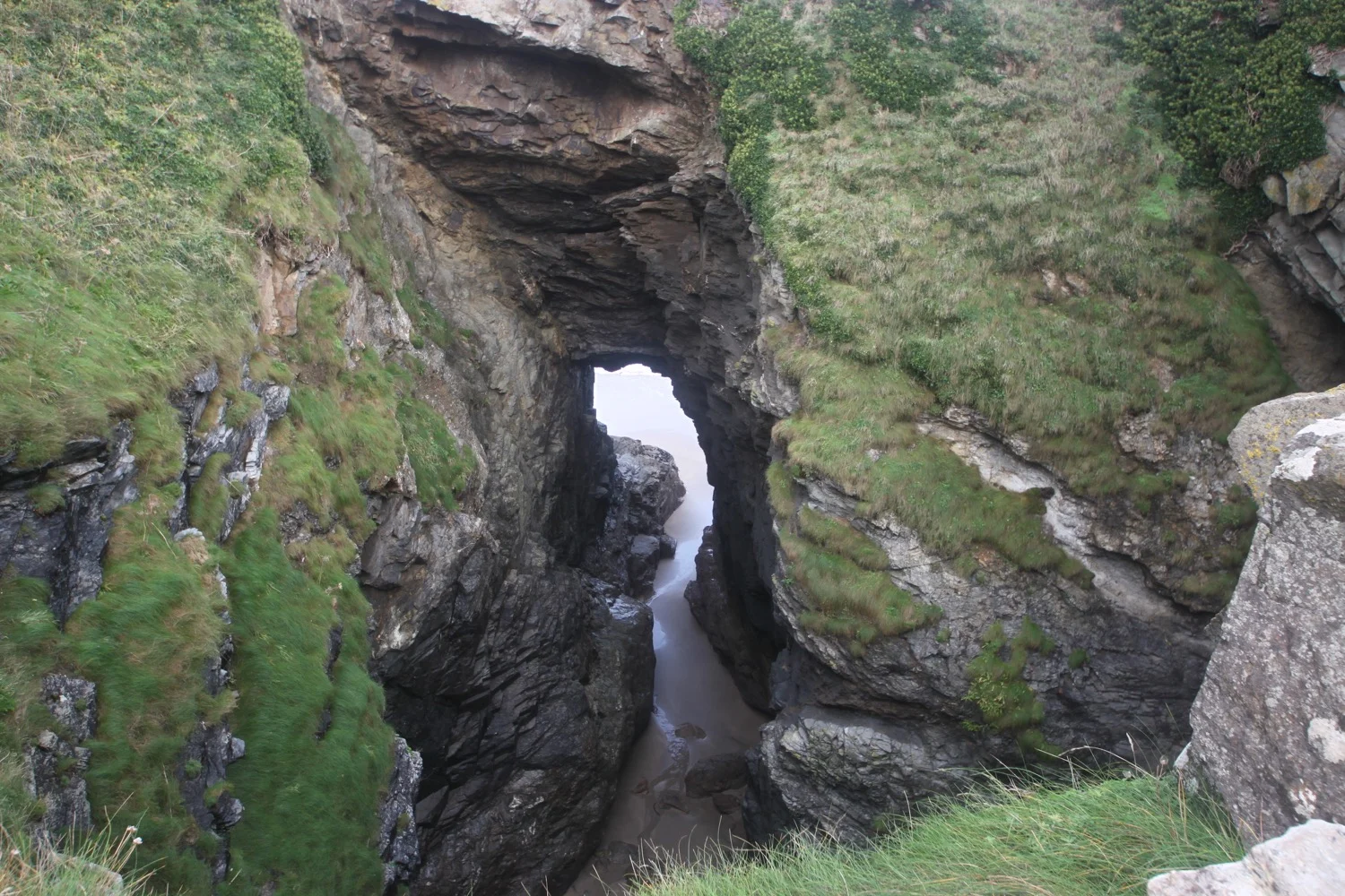 lundy hole