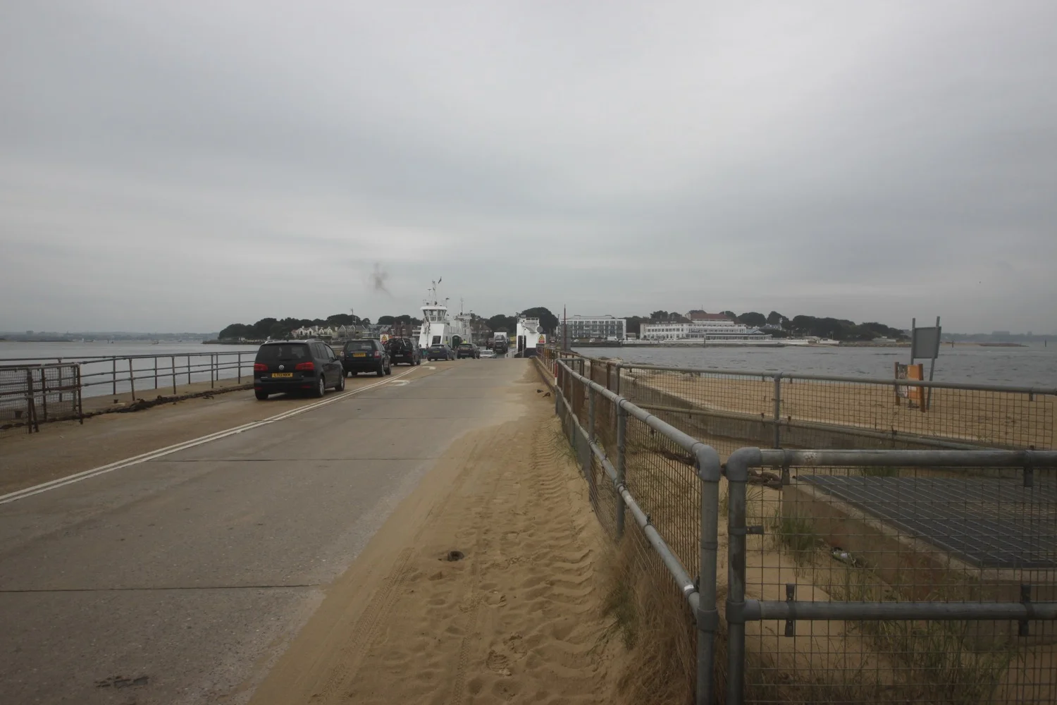sandbanks ferry